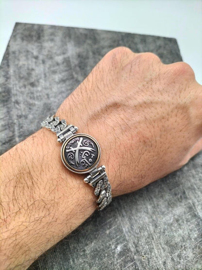 Moula Ali (AS) bracelet.
